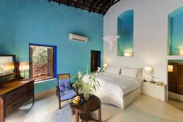استراحتگاه Nilaya Hermitage