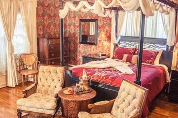 צימר Silver Heart Inn & Cottages
