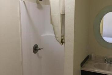 Mayfair Motel