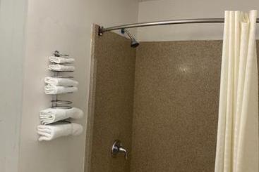 فندق على الطريق Budget Inn