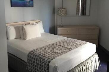 Bal Harbour Hotels