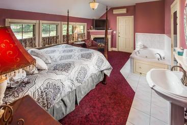 هتل Stonehurst Manor Including Breakfast And Dinner