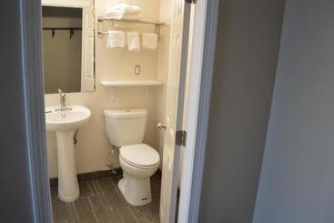 汽车旅馆  Nashoba Valley Inn & Suites