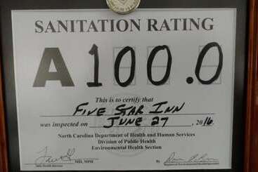 مُتل Five Star Inn