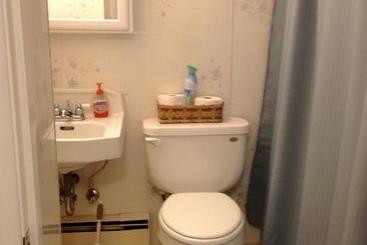 A Downtown Hideaway Bed And Breakfast