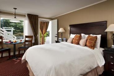 Bed and Breakfast The Foxberry Inn
