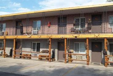 汽车旅馆  Budget Host Elk Antler Inn