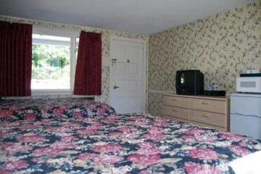 Oxen Yoke Motel