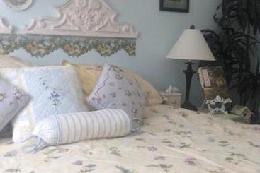 Toad Hall Manor Bed And Breakfast
