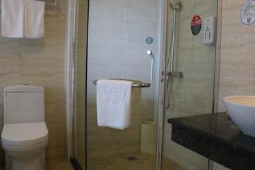 هتل Greentree Inn Heilongjiang Jiamusi Railway Station Express