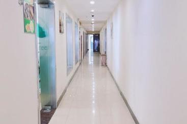 هتل Greentree Inn Shanghai South Jiangyang Road South Changjiang Road Express