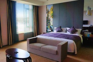 Venice Jian Guo Hotel Dandong