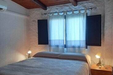 乡村酒店  Agriturismo E Camere Su Cuile Countryside Comfort Rooms