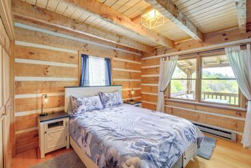 コテージ Ashe County Log Cabin: Mountain View Deck, Sauna