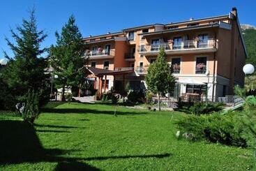 호텔 Alba Sporting