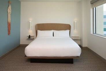בית מלון כפרי Element Melbourne Oceanfront