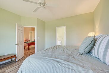 コテージ Wilmington Home W/ Sunroom & Private Deck!