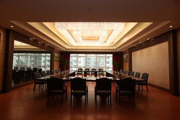 هتل Chengdu Xiyue
