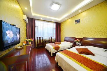 Отель Emeishan Moon Bay