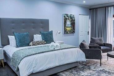 Отель Siesta Manor Guesthouse