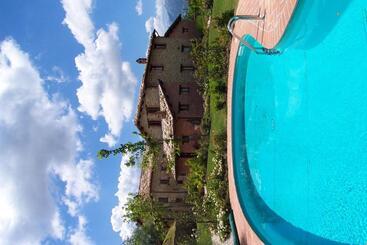 צימר Country House La Querceta Di Marnacchia