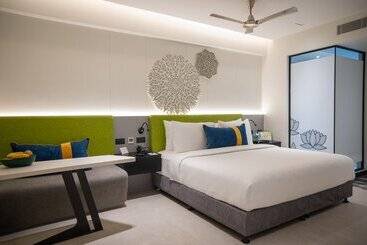 Zibe Luxe Kakinada By Grt Hotels