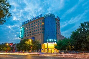 Отель City Comfort Inn Jiyuan Jishui Avenue Jigang