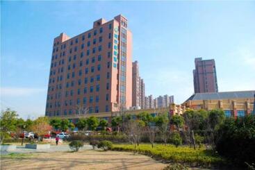 هتل City Comfort Inn Shanghai International Automobile City Tongji University