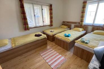 Panzió Guesthouse Trnčín