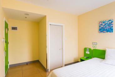 هتل Hi Inn Shenzhen Luo Hu Port Guo Mao