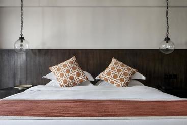 هتل Jasmine Exquisite Inn