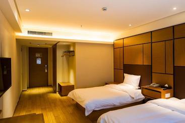 Ji Hotel Panjin Railway Station