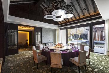 Yurun Hanyuelou Villa Resort Huangshan