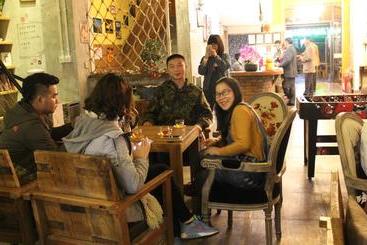 Chengdu Dreams Travel International Youth Hostel