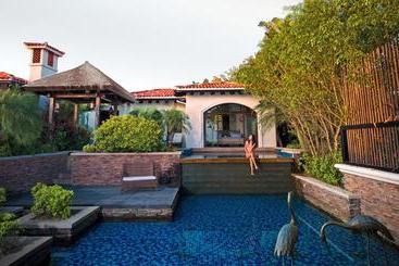 هتل Haitang Bay Fu Wan Minorca Resort