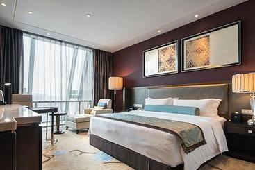 هتل Liang Jiang Genting Grand