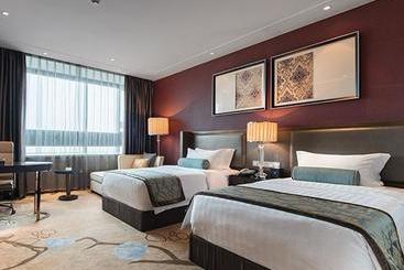 هتل Liang Jiang Genting Grand