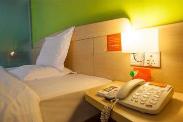 هتل 7days Inn Beijing Bird S Nest Staduim