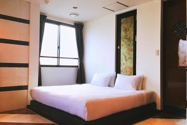 هتل Nice Inn  Maihama Tokyo Bay Premiere