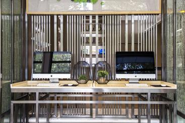 Atour Hotel Station Street Linfen