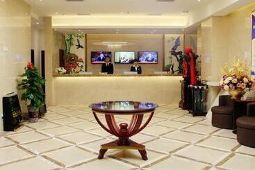 בית מלון כפרי Greentree Inn Xianyang Xiyang Lake Beiping Street Express