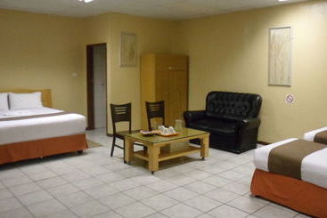 هتل Centre Lodge