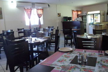 هتل Centre Lodge
