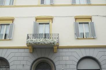 پانسیون B&b Relais Inn Lucca