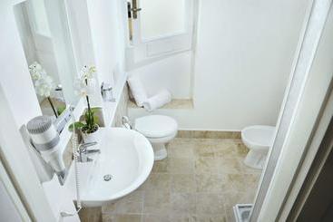 پانسیون B&b Relais Inn Lucca