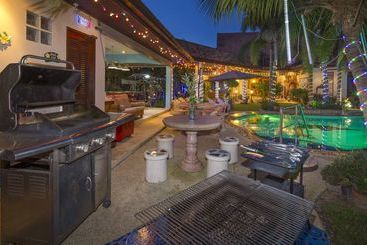 آپارتمانهای توریستها Relaxing Palm Pool Villa