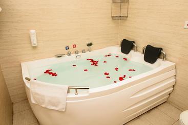 Starway Hotel Yangjiaping Wanxiang City