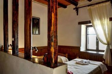 Anna Malai Traditional Cretan Villa