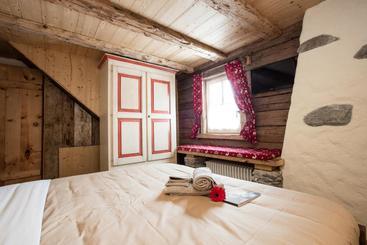 Chalet Charm
