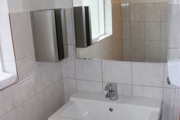 هتل Acco Guesthouse